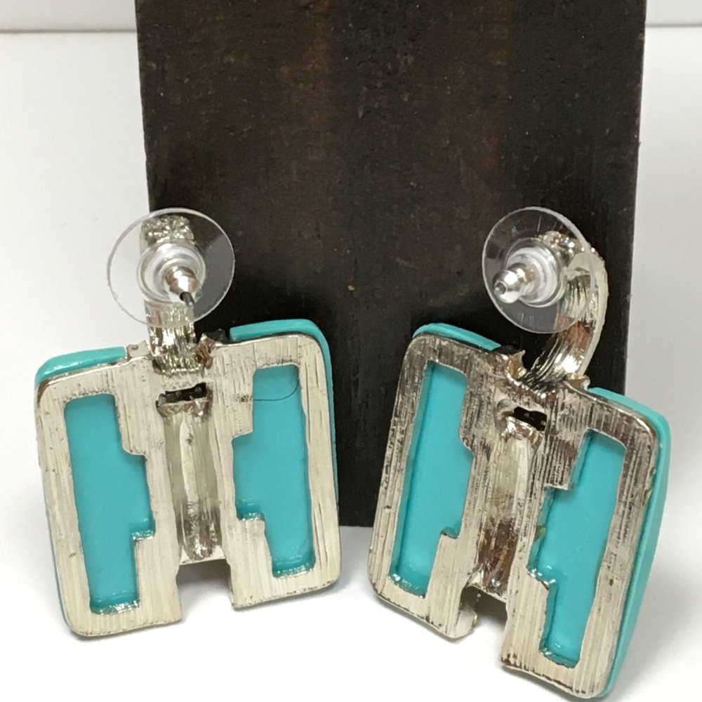 Retro Turquoise Accent with Rhinestone Earrings - Picture 2 of 3